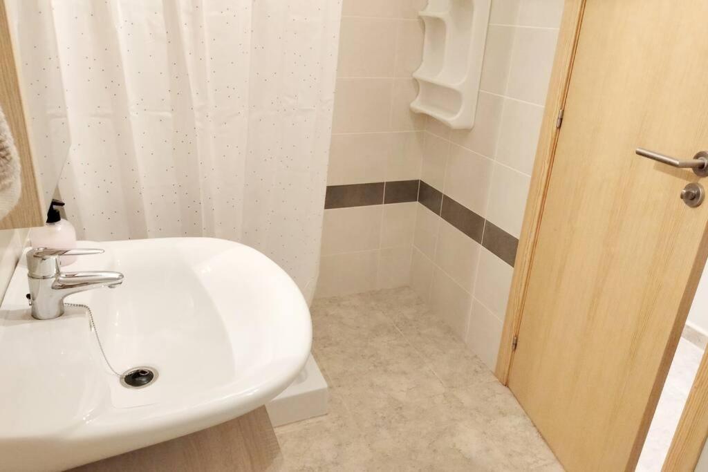 Апартаменти Residencial Azahar, Piscina Y Parking Gratis Монкофар Екстер'єр фото